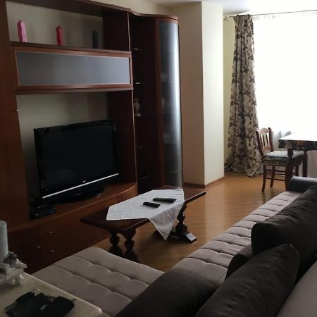 Apartament Valeria Appartement Arad Buitenkant foto